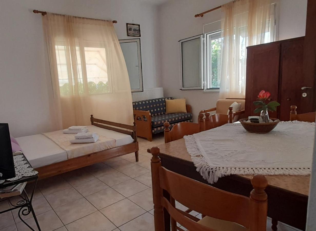 Το Σπίτι Της Ελένης Apartamento Vlachia Exterior foto