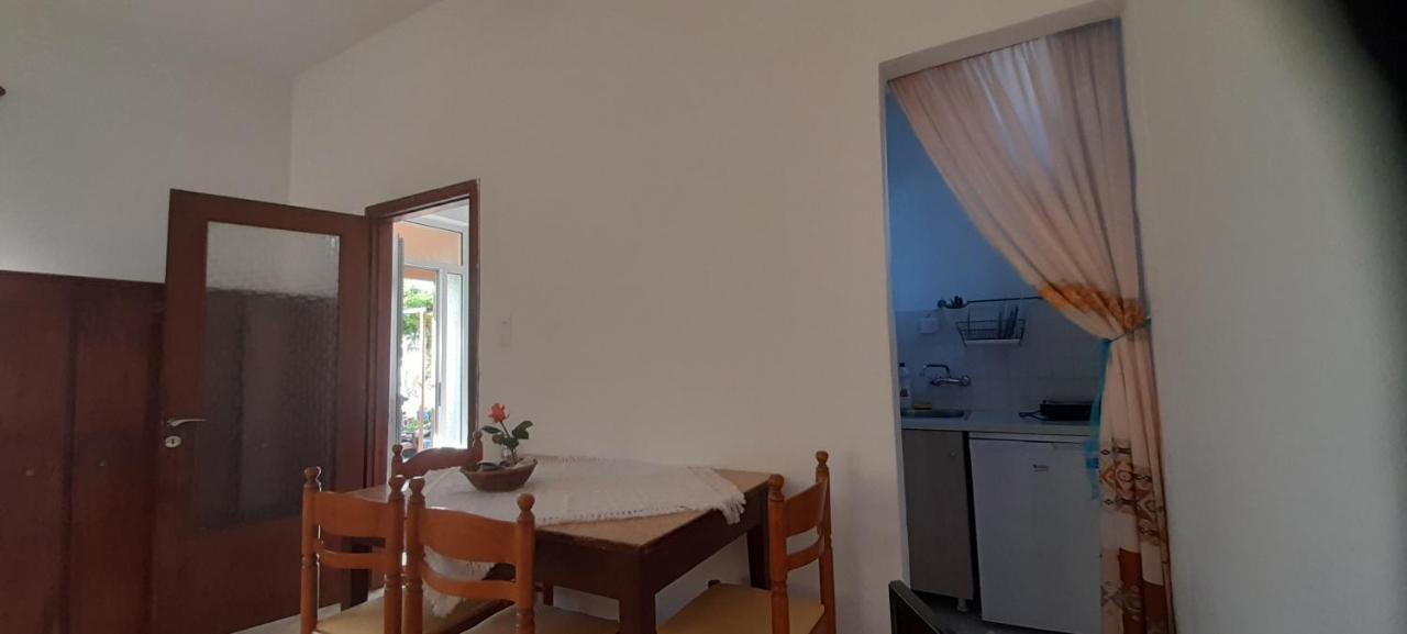 Το Σπίτι Της Ελένης Apartamento Vlachia Exterior foto