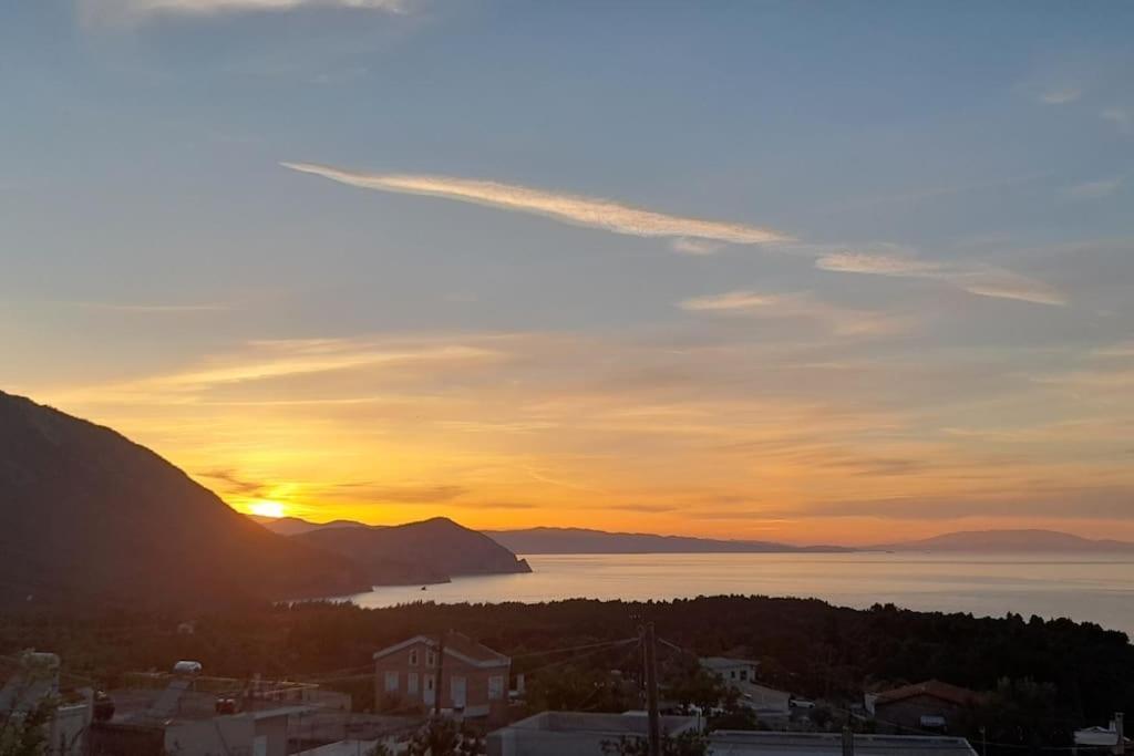 Το Σπίτι Της Ελένης Apartamento Vlachia Exterior foto